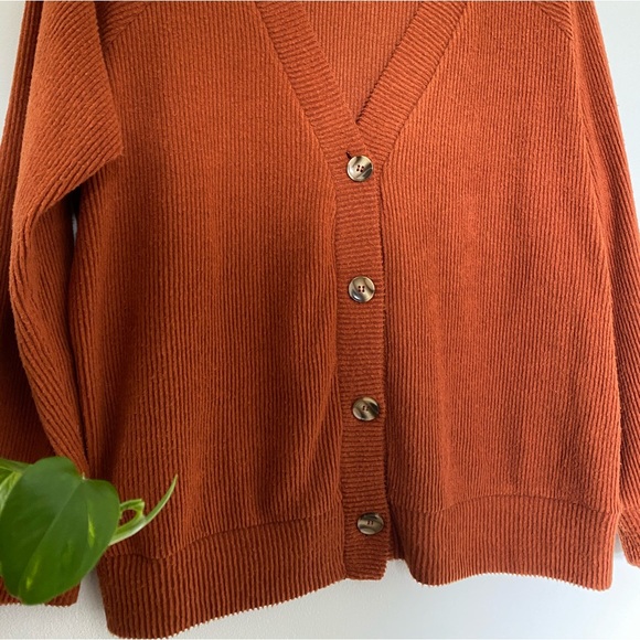 dark orange ribbed buttoned cardigan sweater - Picture 2 of 4